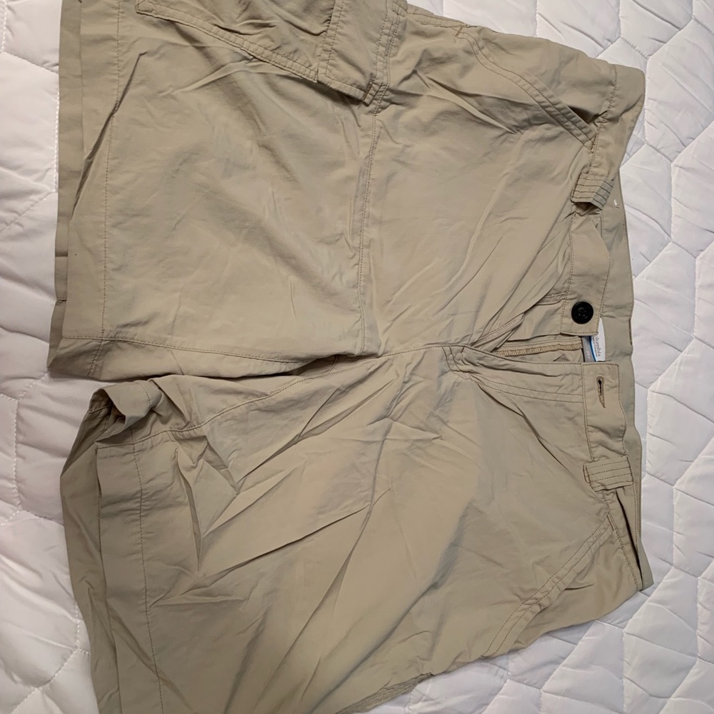 Columbia men’s shorts.